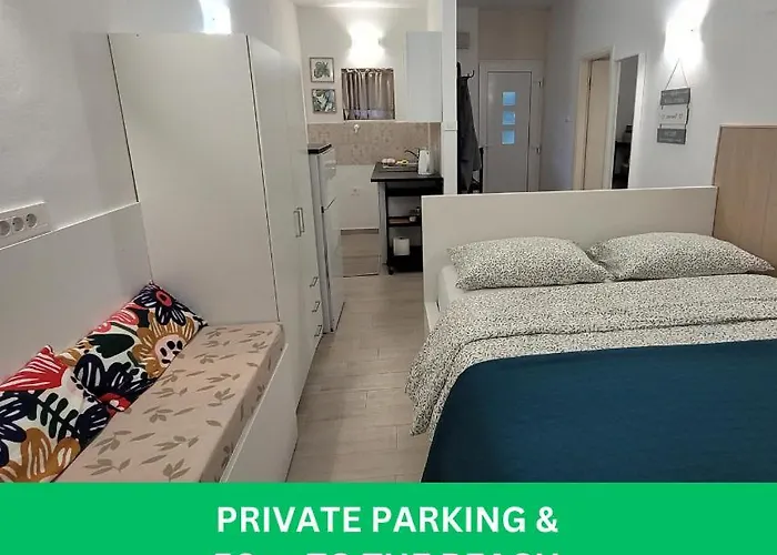 Apartma Zusterna Za Bazenom