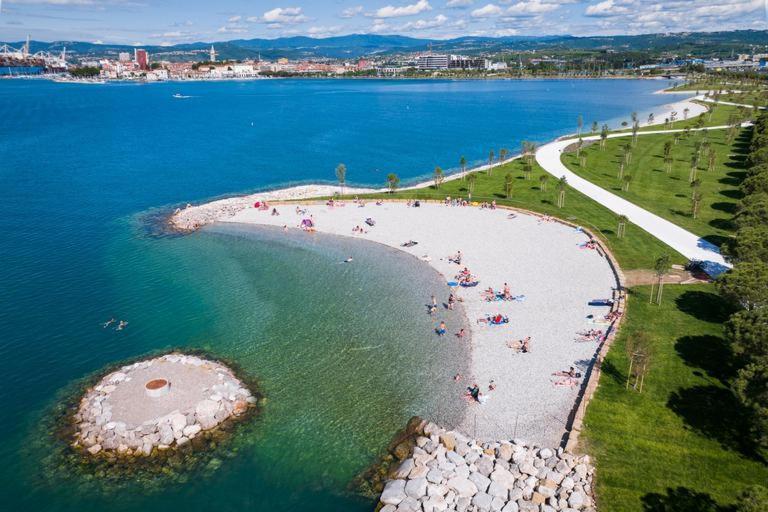 Apartma Zusterna Za Bazenom